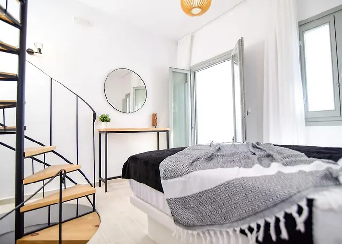 νio Chorio Naxos Old Town *