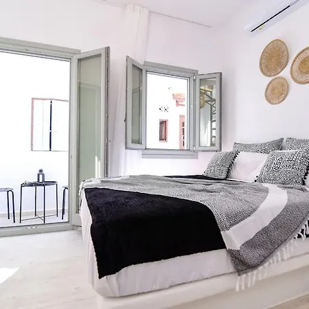 νio Chorio Naxos Old Town